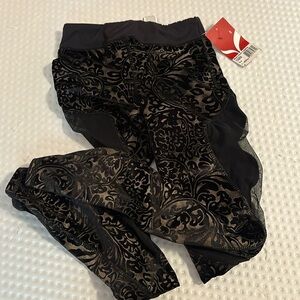 Capezio leggings new with tag